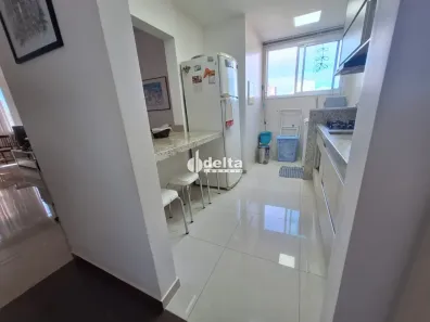 Apartamento com 2 Quartos à venda, 69m² no Santa Mônica, Uberlândia