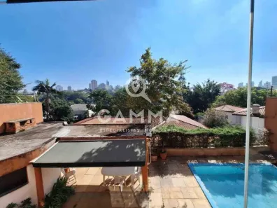 Casa com 4 Quartos à venda, 300m² no Pacaembu, São Paulo