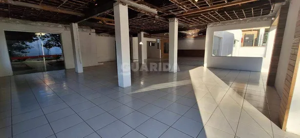 Imóvel Comercial para alugar, 600m² no Auxiliadora, Porto Alegre