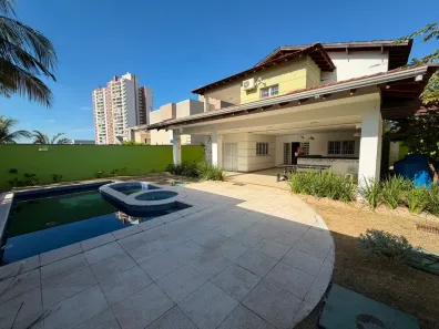 Casa de Condomínio com 4 Quartos para alugar, 330m² no Jardim das Américas, Cuiabá