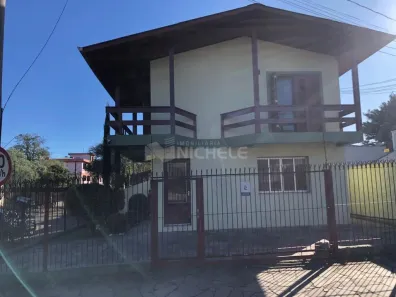 Casa com 2 Quartos para alugar, 60m² no Petrópolis, Caxias do Sul