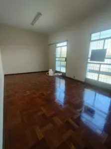 Casa com 5 Quartos à venda, 250m² no Caiçaras, Belo Horizonte