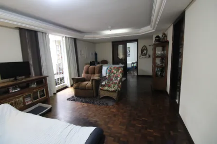 Casa com 4 Quartos à venda, 212m² no Boa Vista, Curitiba