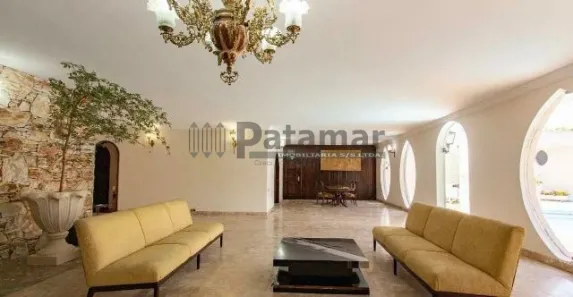 Sobrado com 4 Quartos à venda, 621m² no Jardim Guedala, São Paulo
