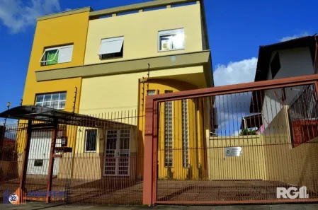 Prédio Comercial com 4 Quartos à venda, 343m² no Partenon, Porto Alegre