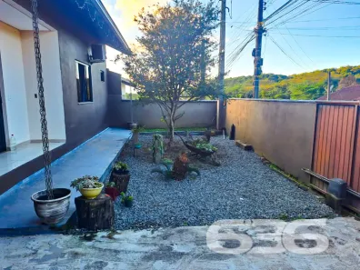 Casa com 3 Quartos à venda, 160m² no Parque Guarani, Joinville