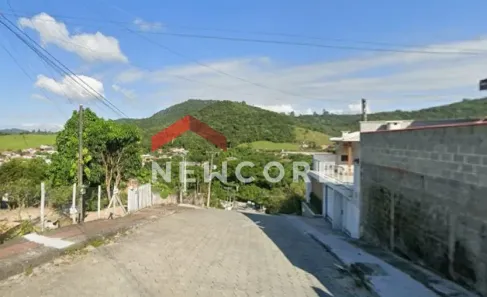 Casa com 2 Quartos à venda, 165m² no Cachoeiras (Guaporanga), Biguaçu