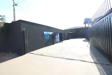 Galpão/Depósito/Armazém para alugar, 1300m² no Bandeirantes, Londrina