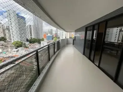 Apartamento com 4 Quartos para alugar, 185m² no Umarizal, Belém