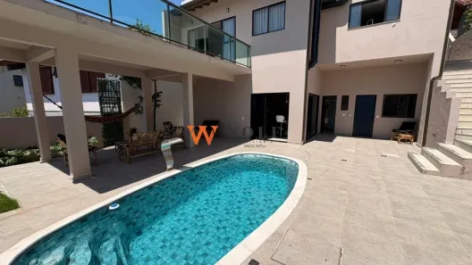 Casa com 7 Quartos para venda ou aluguel, 450m² no Coqueiros, Florianópolis