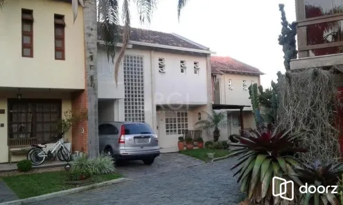 Casa de Condomínio com 3 Quartos à venda, 350m² no Jardim Isabel, Porto Alegre