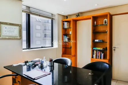 Sala Comercial à venda, 50m² no Moinhos de Vento, Porto Alegre