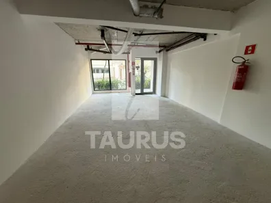 Ponto Comercial à venda, 53m² no Jardim das Acácias, São Paulo