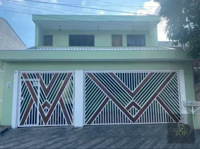 Sobrado com 3 Quartos à venda, 370m² no Vila Lucinda, Santo André
