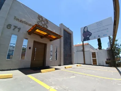 Prédio Comercial com 8 Quartos à venda, 520m² no Setor Sul, Goiânia
