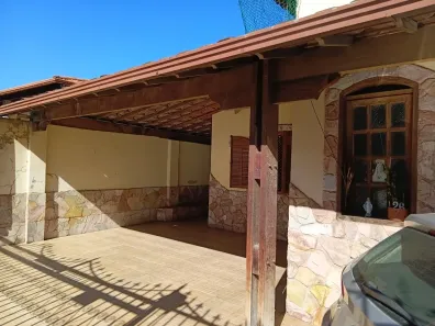 Casa com 3 Quartos à venda, 256m² no Vila Cloris, Belo Horizonte