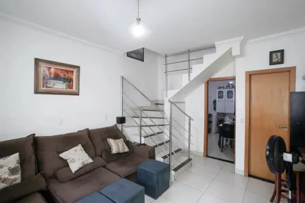 Casa com 3 Quartos à venda, 86m² no Arvoredo 2ª Seção, Contagem