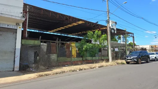 Galpão/Depósito/Armazém com 1 Quarto para alugar, 1212m² no Jardim Redentor, Bauru