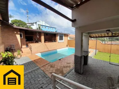 Casa com 4 Quartos à venda, 383m² no Centro Alto, Ribeirão Pires