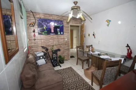 Apartamento com 2 Quartos à venda, 42m² no São Gonçalo, Pelotas