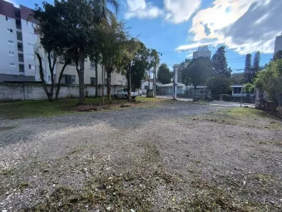 Lote/Terreno para alugar, 1210m² no Mercês, Curitiba