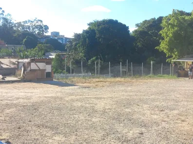 Lote/Terreno à venda, 2880m² no Londrina (São Benedito), Santa Luzia