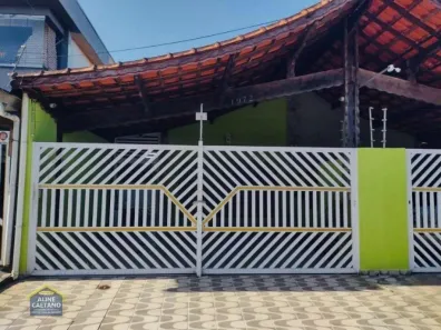 Casa com 2 Quartos à venda, 80m² no Mirim, Praia Grande