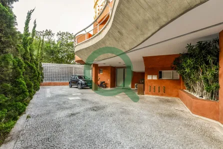 Casa de Condomínio com 3 Quartos à venda, 600m² no Jardim Everest, São Paulo