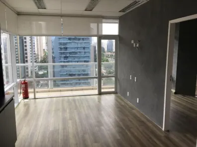 Sala Comercial à venda, 53m² no Cidade Monções, São Paulo