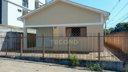 Casa com 3 Quartos para alugar, 150m² no Centro, Bady Bassitt