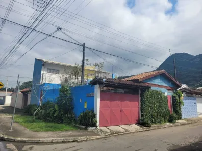 Casa com 3 Quartos à venda, 139m² no Jardim Casa Branca, Caraguatatuba