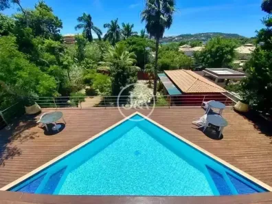 Casa com 6 Quartos à venda, 500m² no Ferradura, Armação dos Búzios