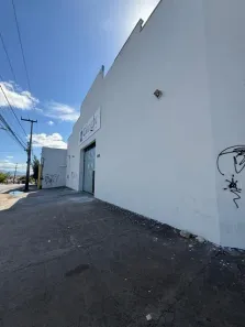 Galpão/Depósito/Armazém para alugar, 700m² no Barroso, Fortaleza