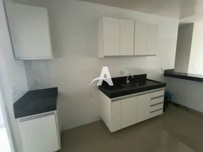 Casa com 2 Quartos para alugar, 50m² no Shopping Park, Uberlândia