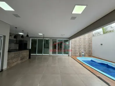 Casa com 3 Quartos à venda, 200m² no Vila Lemos, Bauru