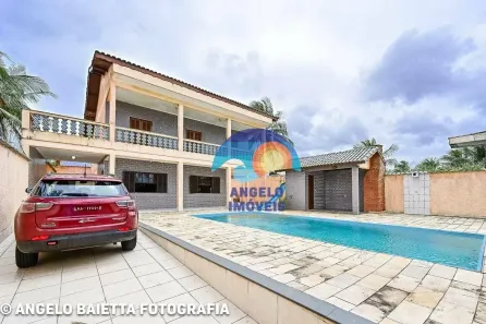 Sobrado com 4 Quartos à venda, 328m² no Estância Balneária Convento Velho, Peruíbe