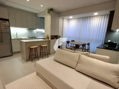 Apartamento com 2 Quartos à venda, 56m² no Carvoeira, Florianópolis