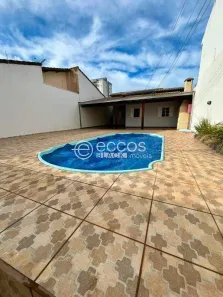 Casa com 3 Quartos para alugar, 130m² no Granada, Uberlândia
