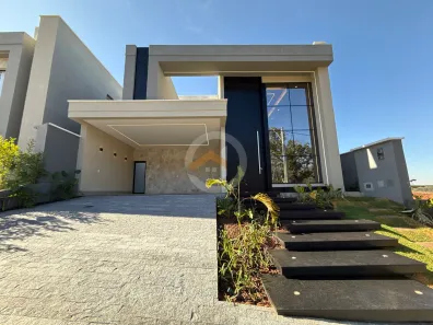 Casa de Condomínio com 3 Quartos à venda, 235m² no Jardins Nápoles, Senador Canedo