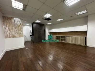Sala Comercial à venda, 122m² no Vila Cordeiro, São Paulo