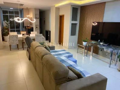 Casa com 4 Quartos à venda, 211m² no Gleba Fazenda Palhano, Londrina