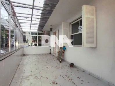 Apartamento com 3 Quartos à venda, 130m² no Laranjeiras, Rio de Janeiro