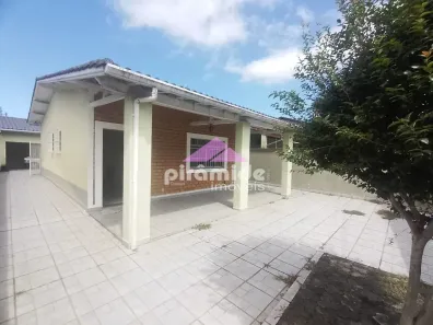 Casa com 3 Quartos à venda, 135m² no Caputera, Caraguatatuba