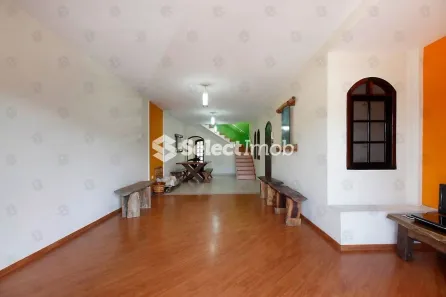 Sobrado com 3 Quartos à venda, 125m² no Jardim Itapark, Mauá