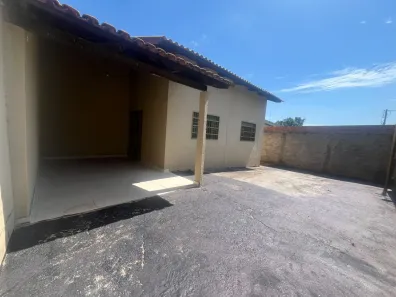 Casa com 3 Quartos para alugar, 110m² no Cidade Vera Cruz, Aparecida de Goiânia