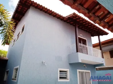 Sobrado com 4 Quartos à venda, 241m² no Residencial São Paulo, Jacareí
