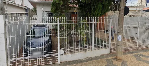 Casa com 3 Quartos à venda, 251m² no Cambuí, Campinas