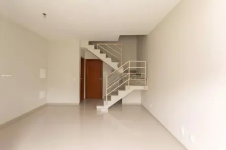 Casa com 2 Quartos à venda, 88m² no Granja dos Cavaleiros, Macaé