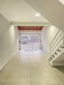 Sobrado com 2 Quartos à venda, 86m² no Vila Lucinda, Santo André