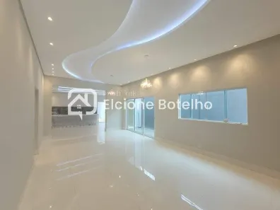 Casa com 3 Quartos para alugar, 184m² no Daniel Fonseca, Uberlândia